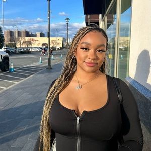 Meet your Posher, Mikayla